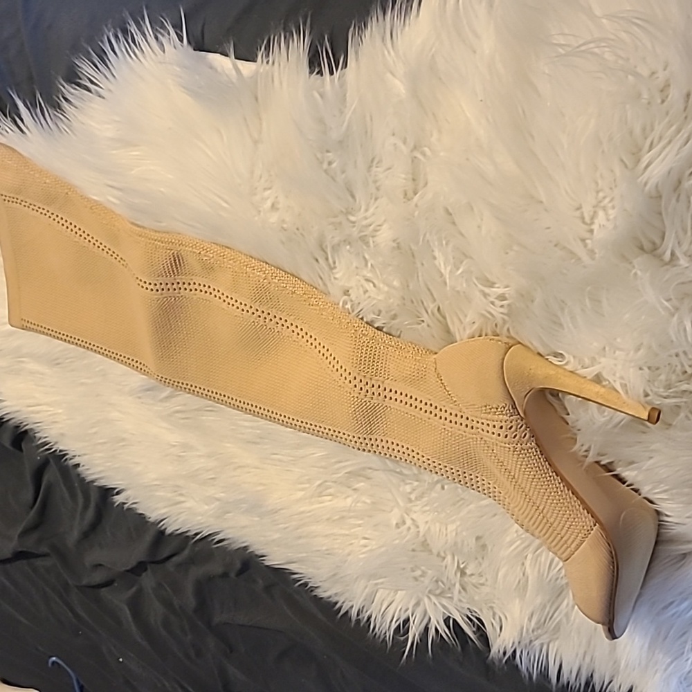 Elnora-27 Cape Robin Open Toed thigh high boots size 7 tan
